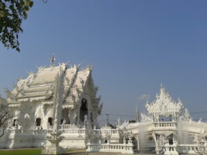 (The Wat Rong Khun)The White temple